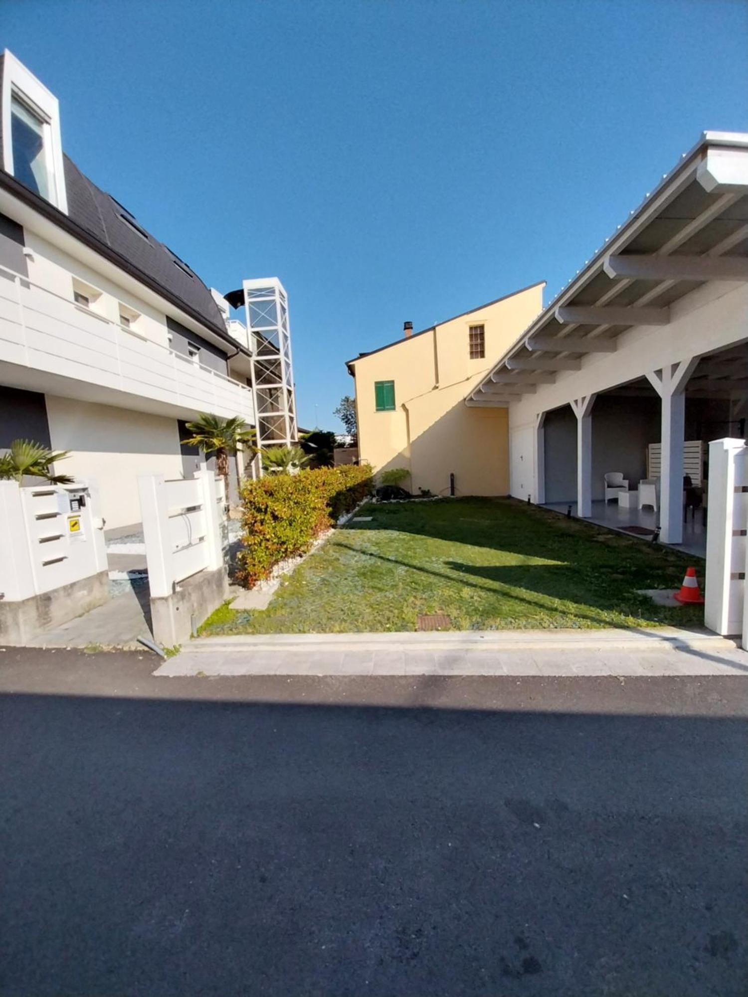 Residence La Torre Appartamento Flower Free Parking Padova Exterior foto